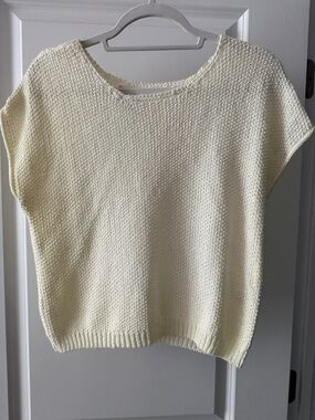 Jessica Simpson Cream Short-Sleeve Knit Top